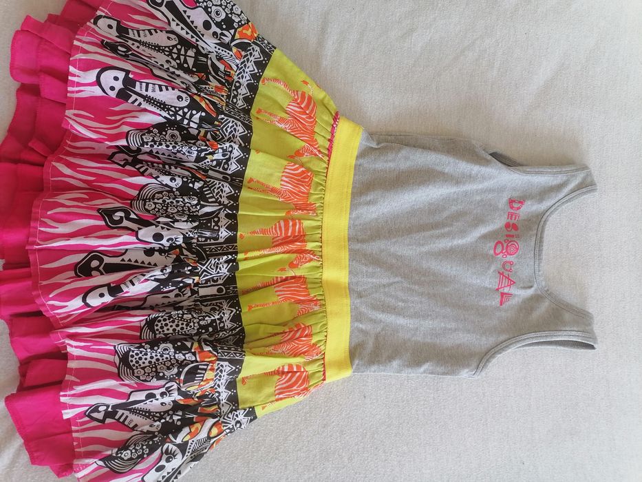 Desigual рокля 3-4 год.