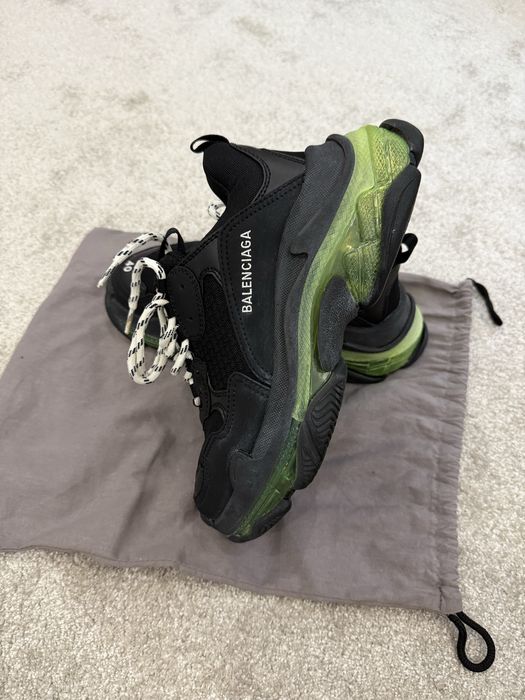 Balenciaga triple S