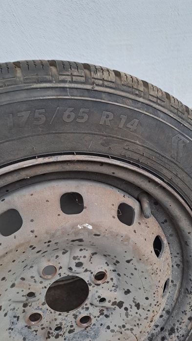 Продавам гуми с джанти