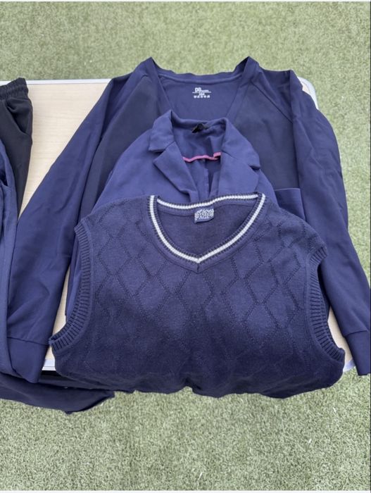 Школьная форма для девочек и мальчиков