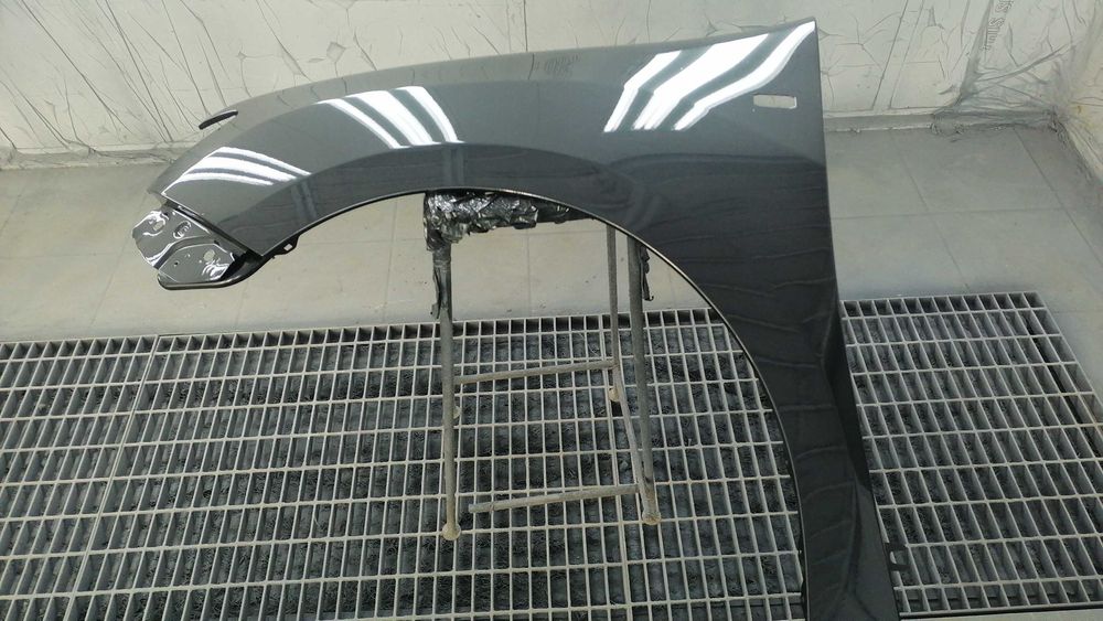 Vind aripi Logan 2 2013 2020 vopsită KNA orice culoare la comanda