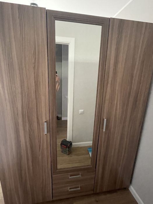 Кровать,шкаф,Матрац