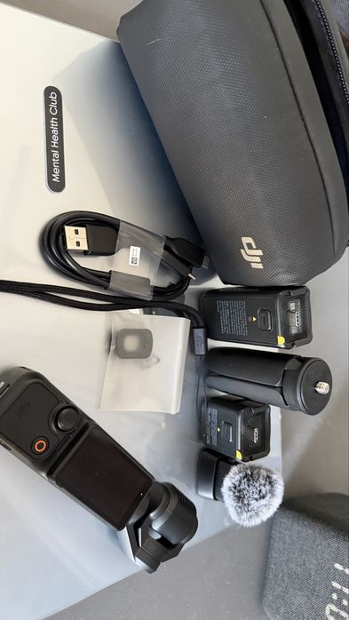 Dji osmo pocket 3 creator combo