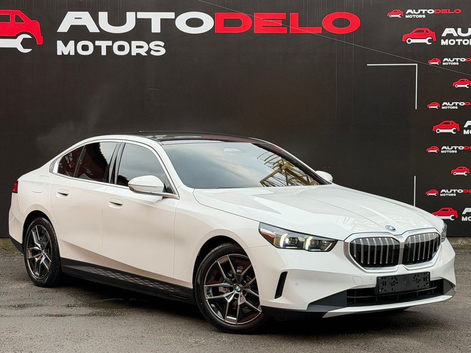 BMW 530e Hybrid  2025г. Макс комплектация