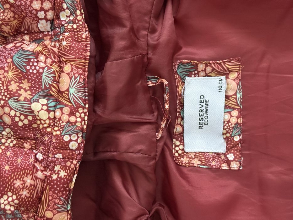 Vesta fete RESERVED primavara  marimea 110 gemene