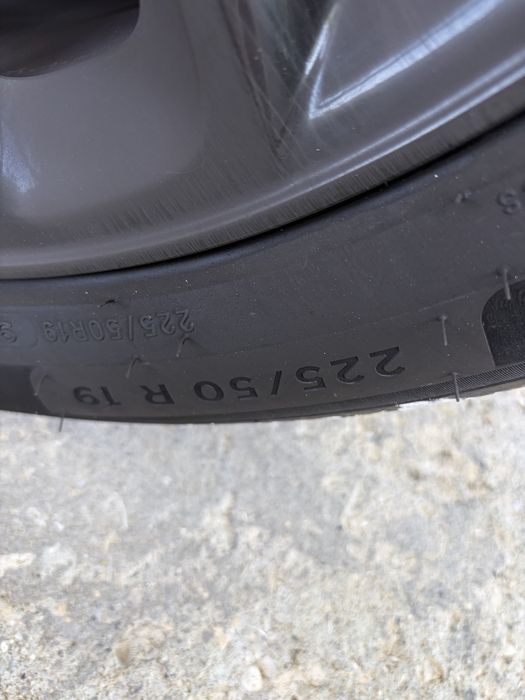 Летни гуми MICHELIN 225 50 19