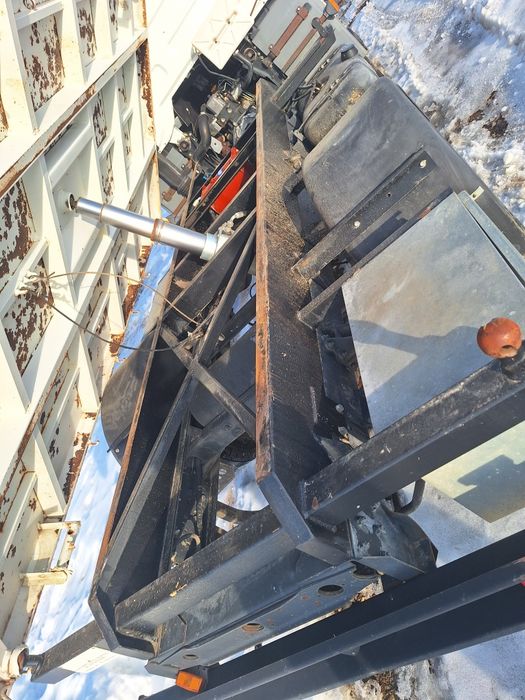 nissan atleon basculabil