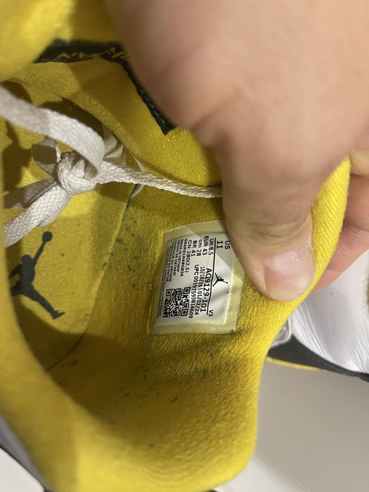 43 Маратонки Nike Air Jordan 4 Retro Vivid Sulfur Yellow LeBron Kobe