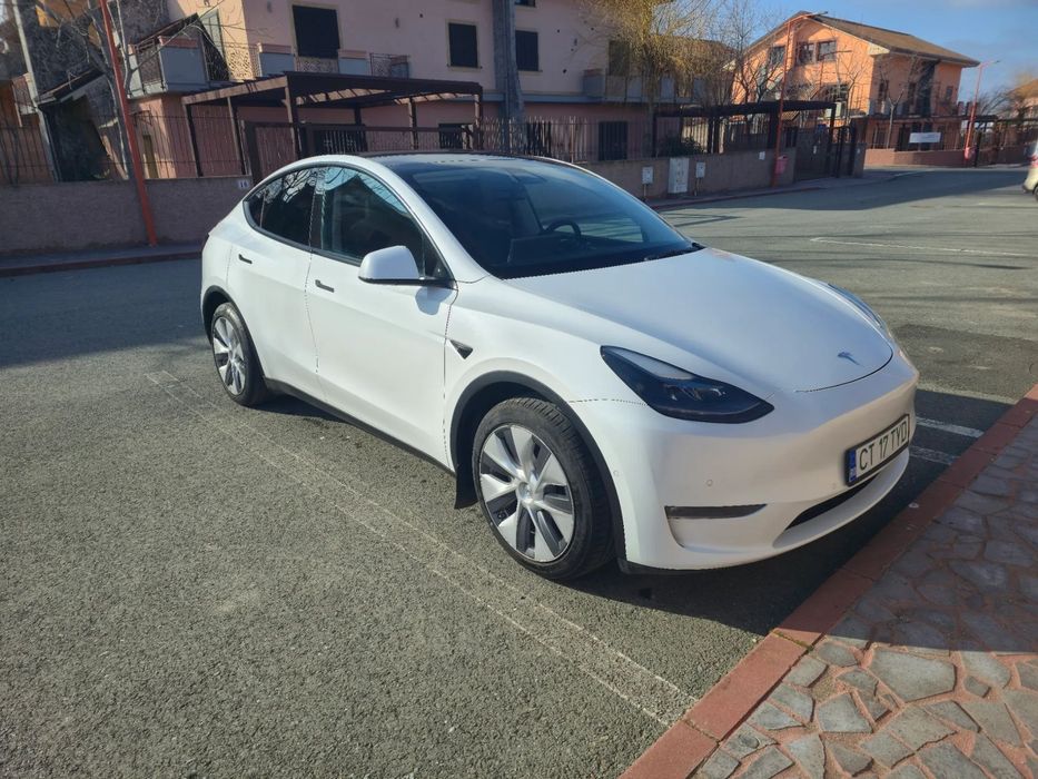 Tesla Model Y Tesla Model Y Dual Motor Long Range AWD