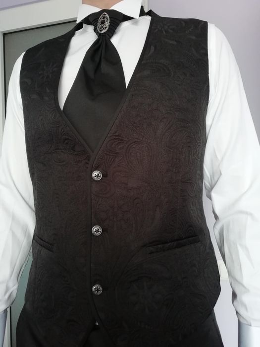 Costum mire negru
