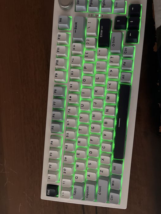 Alua F75  Alua f75