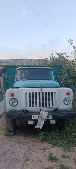 Gaz 53 samasval sotiladi