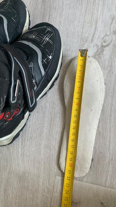 Ботинки детские продам