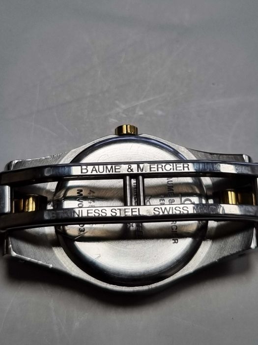 Дамски часовник Baume & Mercier Linea 18к. позлата