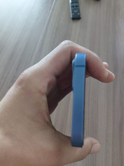 Продам айфон 13, в отличном состоянии