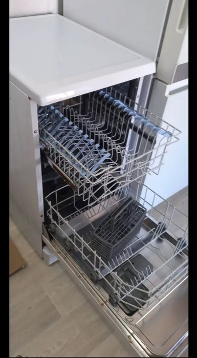 Посудомоечная машина продам