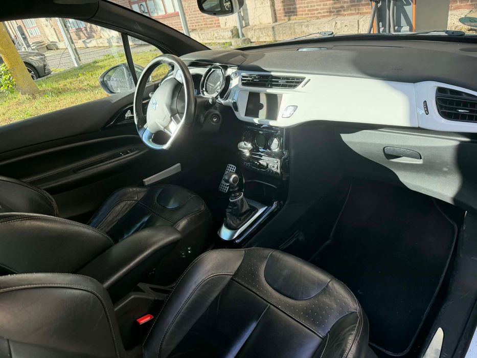 CITROËN DS3 2010 — imagine 2