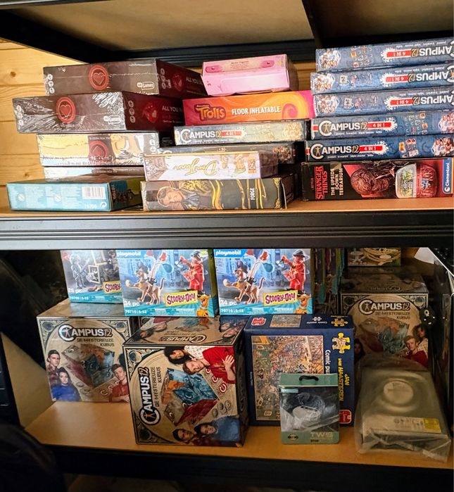 LOT JUCARII NOI-50/100 buc,