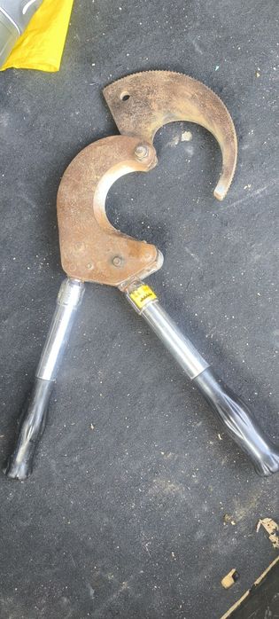 Продаю звоните пишите