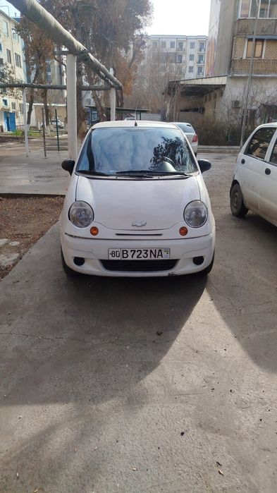 Матиз авто машина и сотилади нархи 3700 $ йили2018 йил пробег 215000