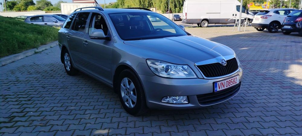 Închirieri auto ..