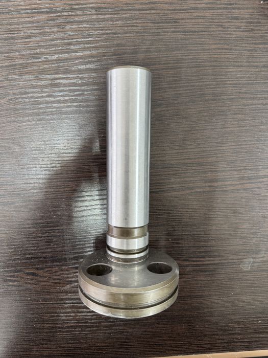 Продам запчасти от перфоратора Sandvik