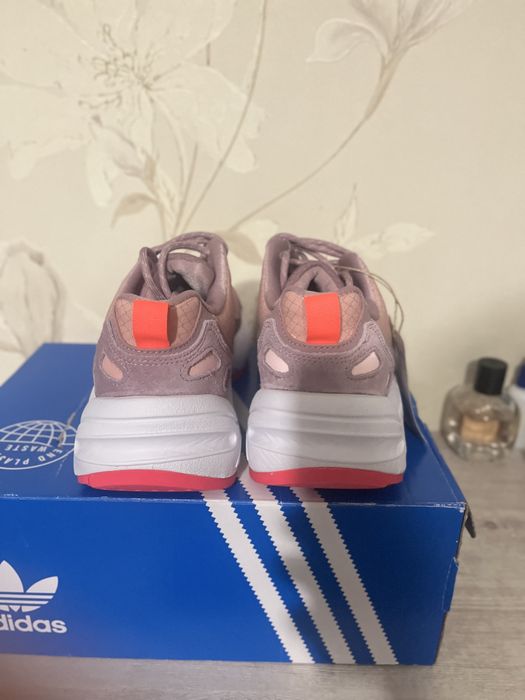 Adidas ZX  22 Boost w