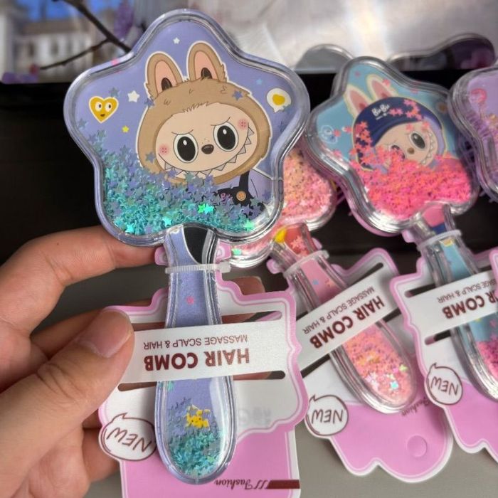 Расческа детская Labubu с блестками