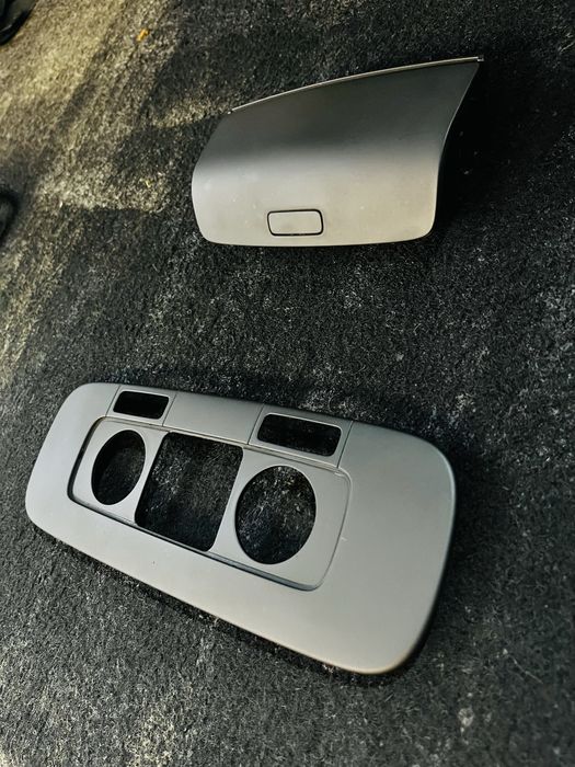 Retapitare plafon auto / montaj sisteme audio