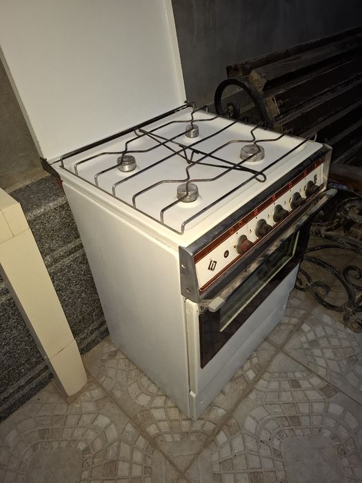 Газ плиты российский