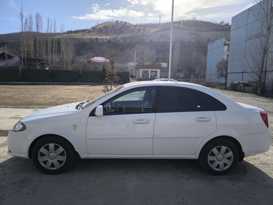 Шевролет Жентра ласетти