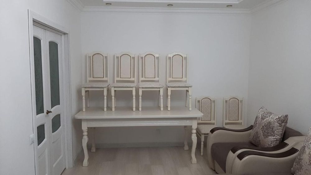 Продам стулья для гостиной