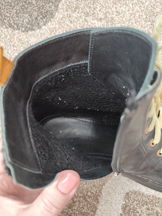 Продам демисезонные ботинки р.37