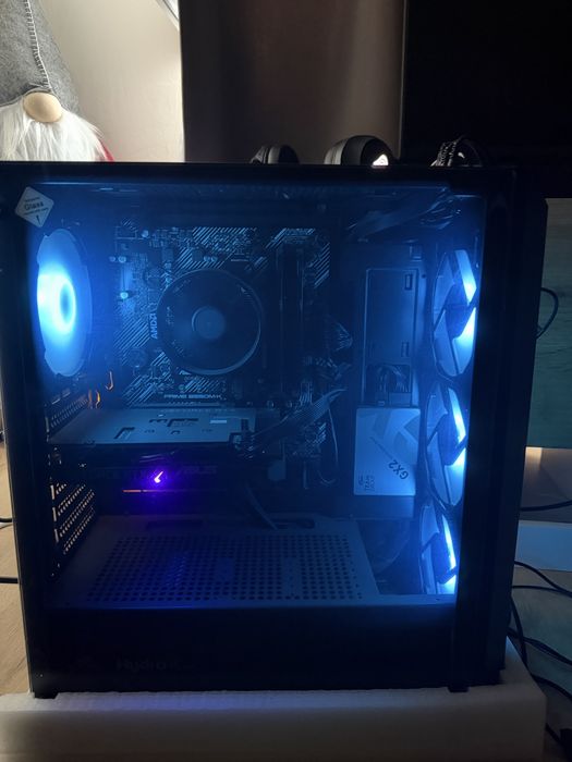 Геймърски компютър AMD Ryzen 5 5500