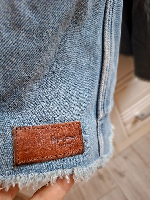Оригинално дамско  дънково яке на Pepe Jeans