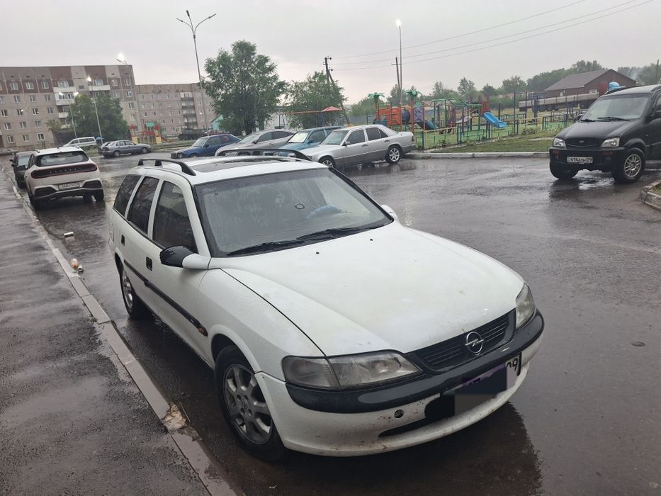 Продаётся опель вектра б универсал