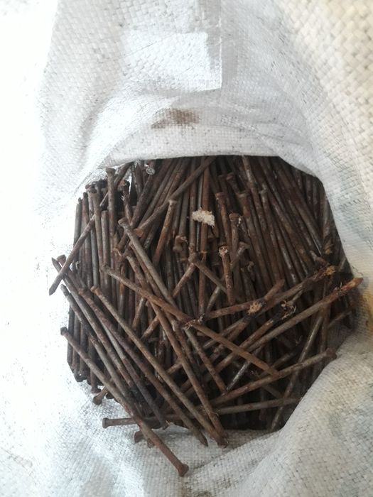 Продам бюст и маленький обогреватель