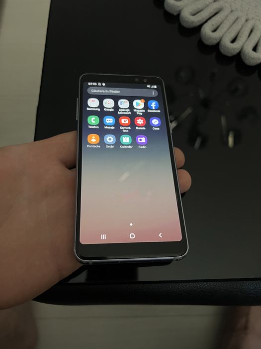Samsung galaxy a8