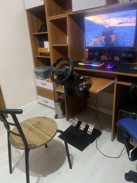 Vând volan Tracer compatibil cu PC și console (în funcție de model)