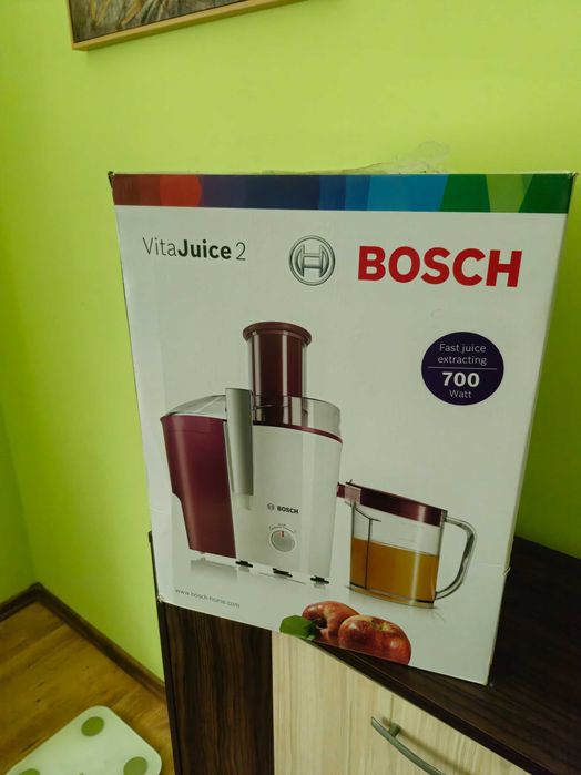 Сокоизстисквачка Bosch MES25C0,700W, 2 Скорости,Drip Stop,Червена/Бяла