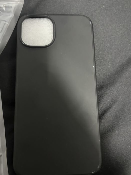 Продавам кейсове за iphone 14