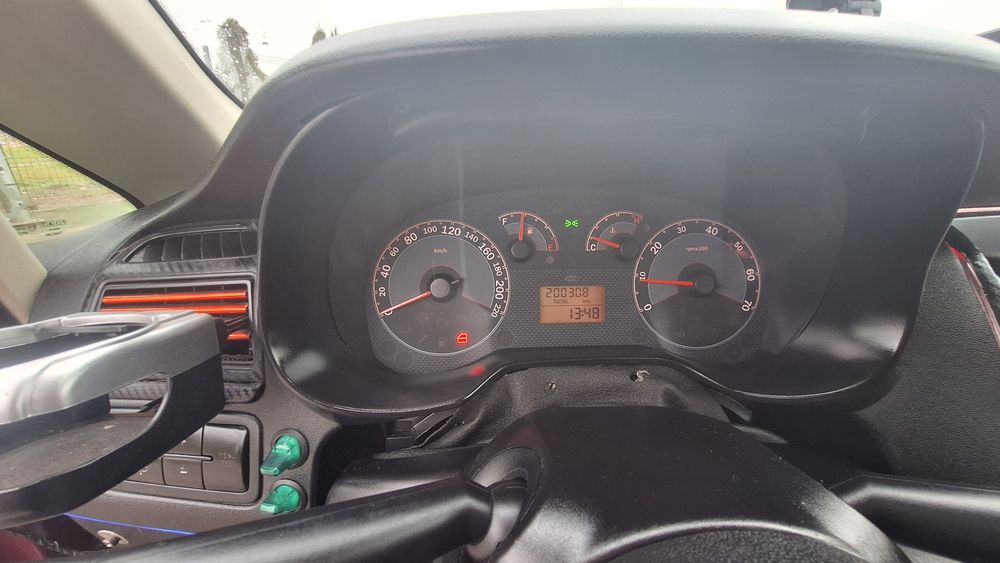 Vand Fiat Linea an 2008