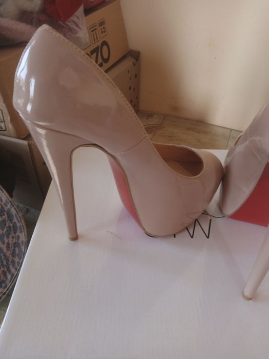 Дамски обувки 38 номер