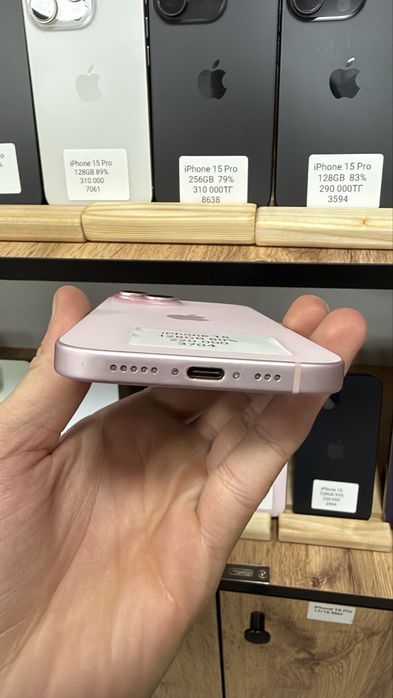 iPhone 15 128 GB