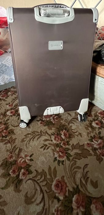 Куфар      darin