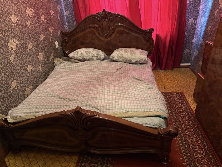 Продам спальню в хорошем состония