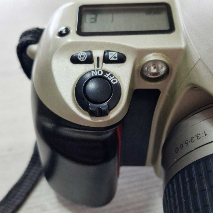 Фотоапарат NIKON F60 + обектив