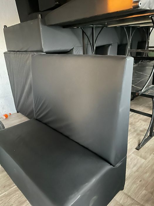 Мебель стол и дибан