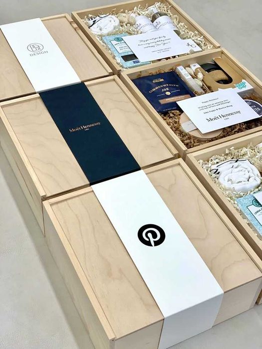 Элегантные подарочные коробки из фанеры и МДФ с вашим логотипом!