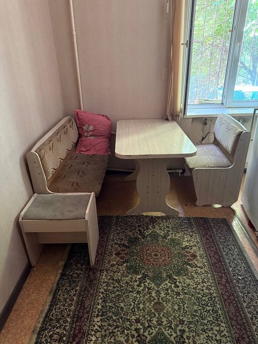 Уголок продается